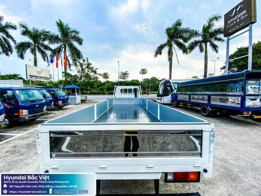 Hyundai Mighty W11XL plateau