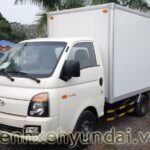 Xe tải Hyundai Porter H100 thùng kín composite