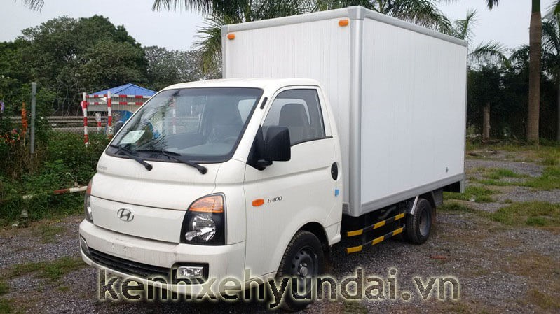 Xe tải Hyundai Porter H100 thùng kín composite