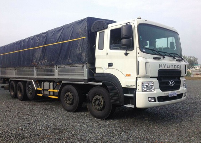 Xe tải 30 tấn mui bạt chở hàng nông sản