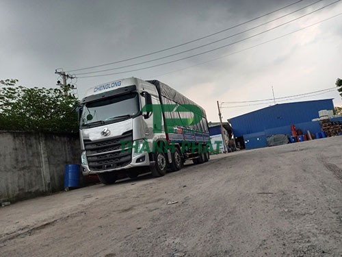 Xe tải ben 4 chân đời mới, mạnh mẽ