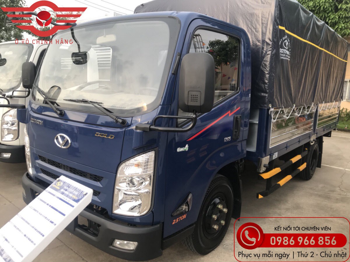 Image arrière du camion avec bâche Dothanh IZ65 Gold 3.5 tonnes