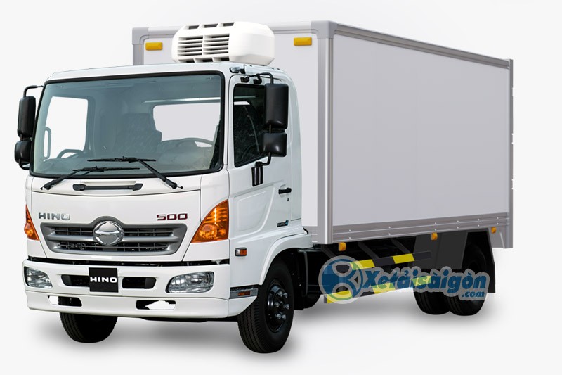 Camion Hino 6 tonnes fourgon frigorifique transportant des aliments surgelés