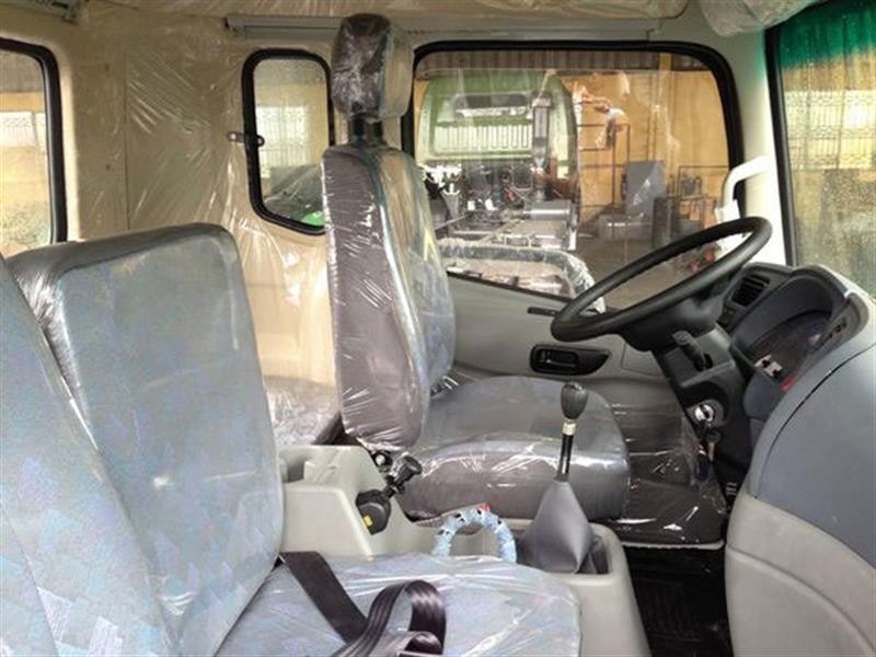 Nội thất xe tải Dongfeng