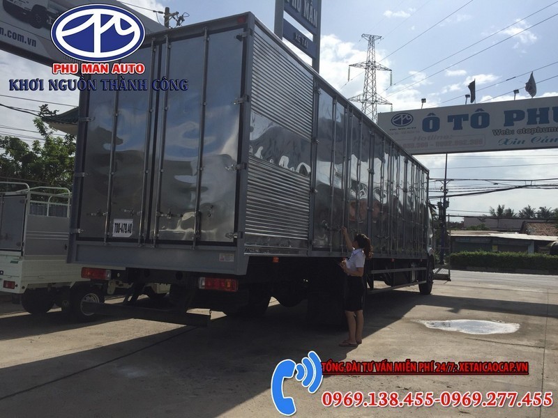 alt text: Linh kiện thùng xe tải Faw đạt tiêu chuẩn đăng kiểm