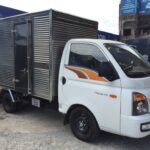 alt text: Xe tải Hyundai H150 màu xanh dương