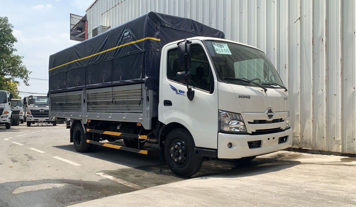 Hino XZU720 5.2m 적재함 트럭 이미지
