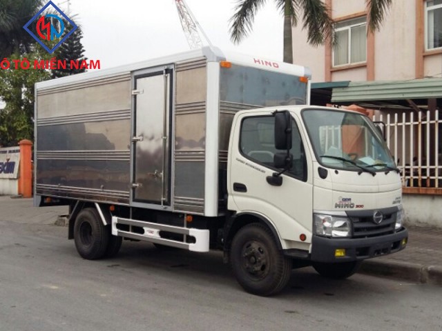 Xe tải Hino Dutro thùng kín