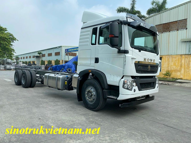 Xe tải Howo 3 chân