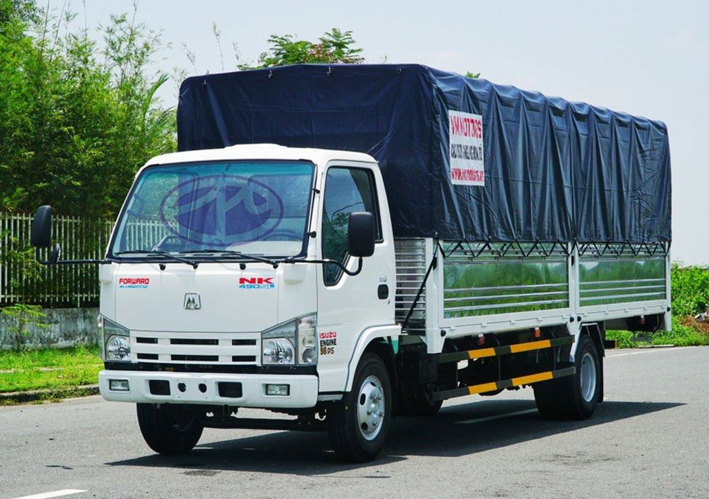 Xe tải Isuzu VM 1.9 tấn thùng dài 6m2 chở hàng hóa
