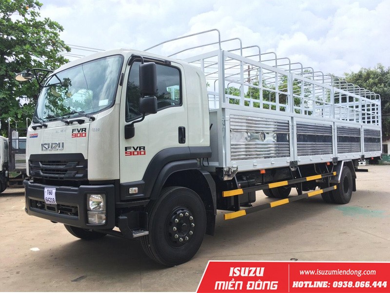 Xe Tải Isuzu NPR 900 Thùng Mui Bạt