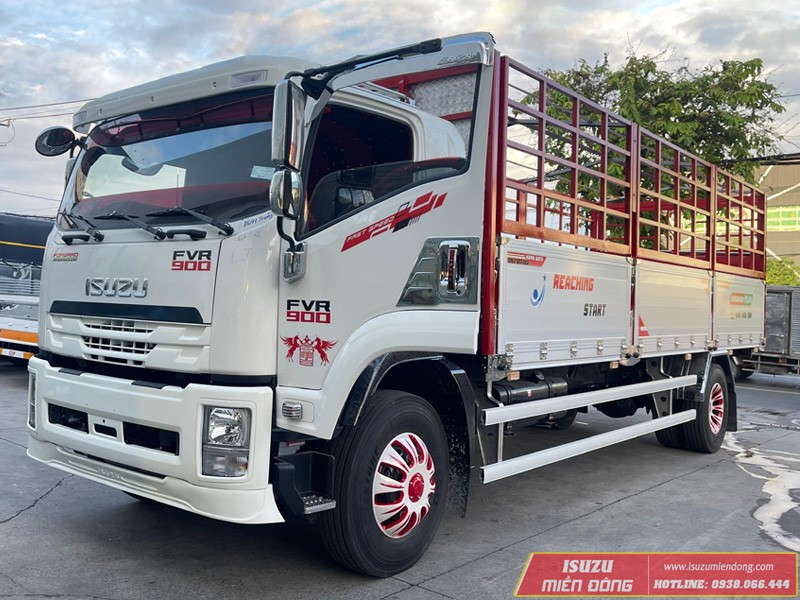 Xe tải Isuzu FVR34SE5 thùng mui bạt