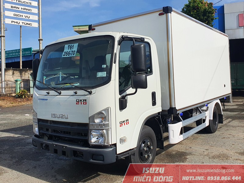 Hình ảnh xe bán tải Isuzu thùng kín composite