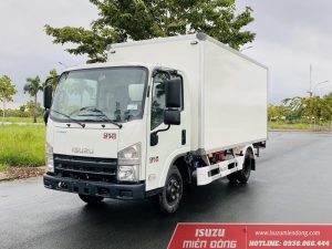 Xe tải Isuzu QKR 270 thùng bảo ôn, vận chuyển hàng hóa cần giữ nhiệt độ ổn định, dược phẩm, mỹ phẩm, mua trả góp an toàn