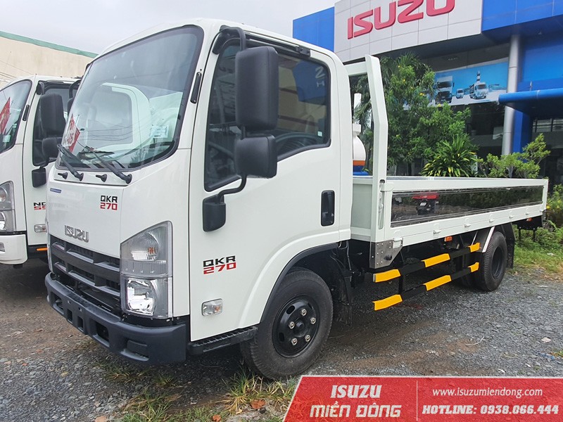 いすゞQKR270トラックのフラットベッド