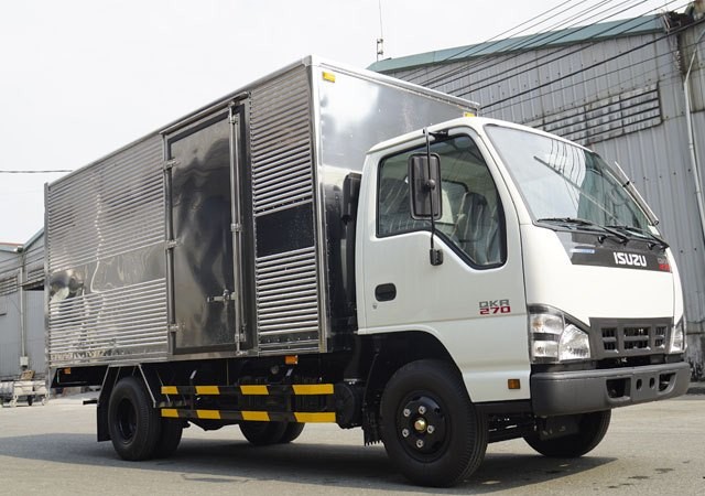 Ngoại thất xe tải Isuzu QKR 270