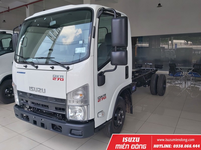 Xe tải Isuzu QKR270 thùng kín cabin vuông mạnh mẽ và hiện đại