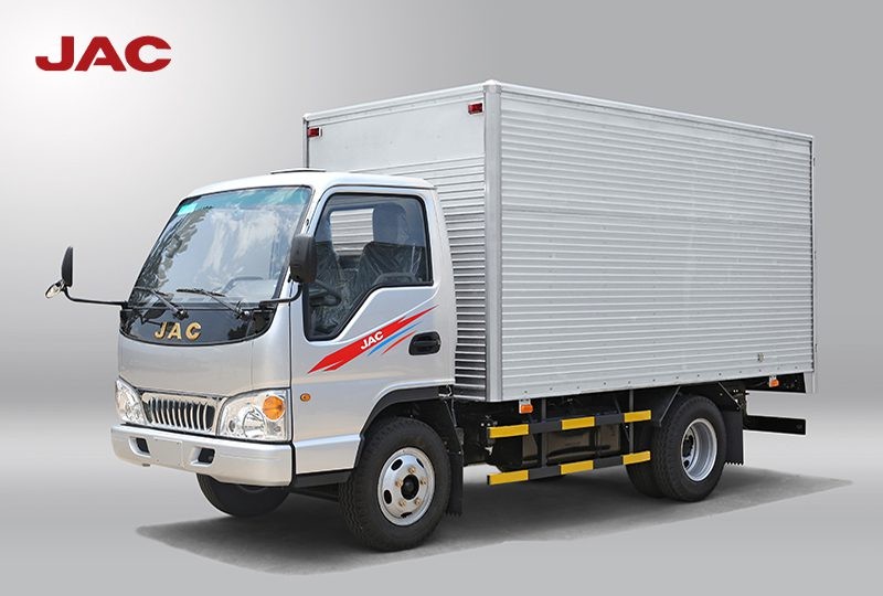 Xe tải JAC N900S thùng kín chở hàng hóa