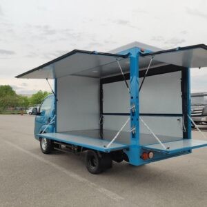 白色起亚Kia K200 翼开式货车