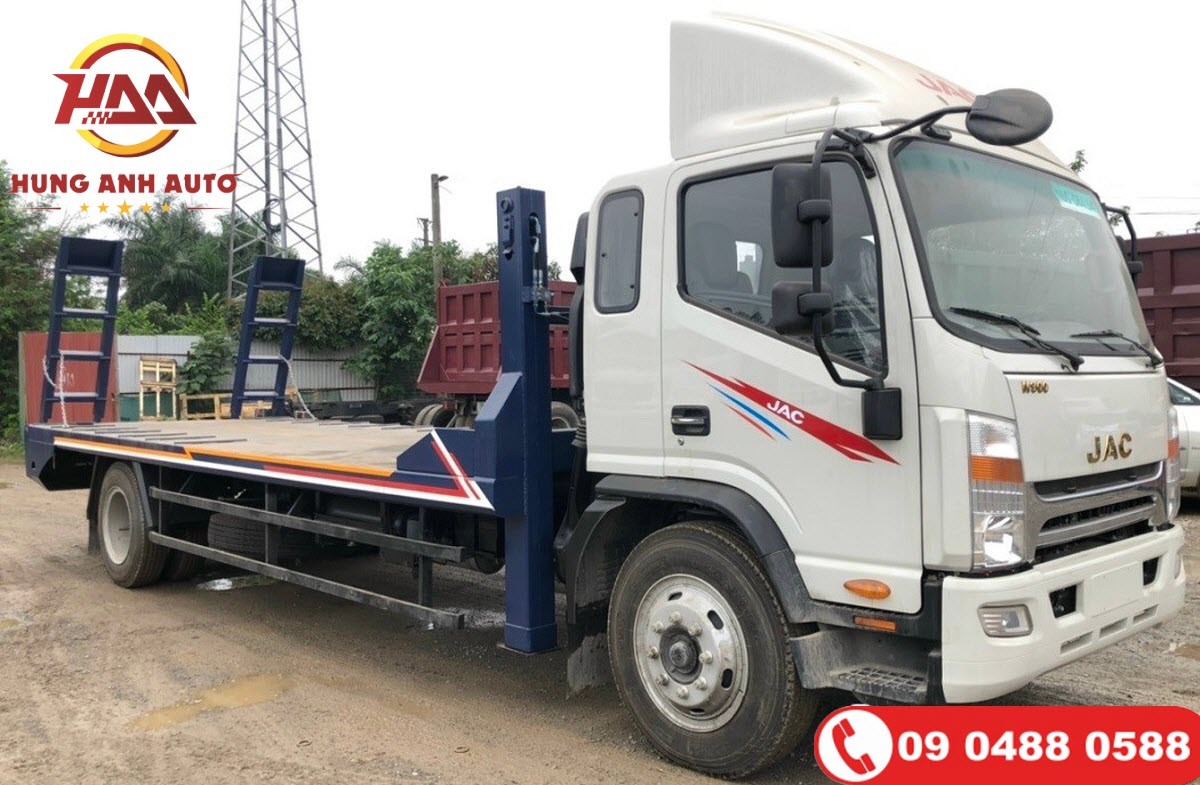 Xe tải Phooc nâng đầu chở máy công trình JAC N900