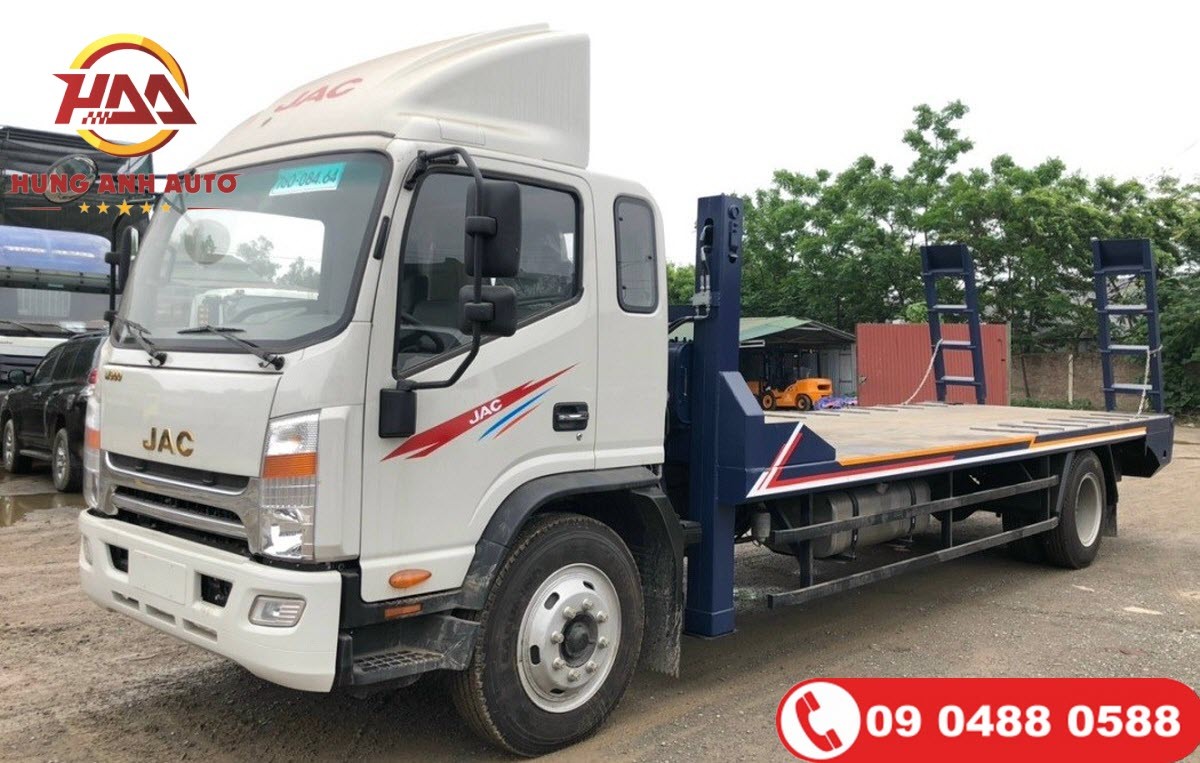 Xe tải Phooc nâng đầu chở máy công trình JAC N900