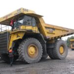 Xe tải siêu trường siêu trọng Komatsu HD785