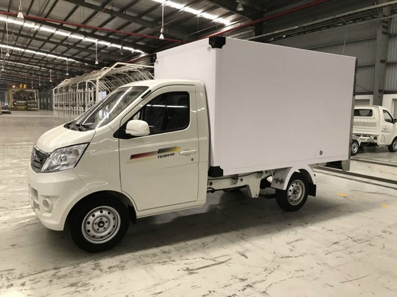 时代小卡Tera 100复合材料厢式货车具有理想的平面，非常适合粘贴广告，从而提高营销效果