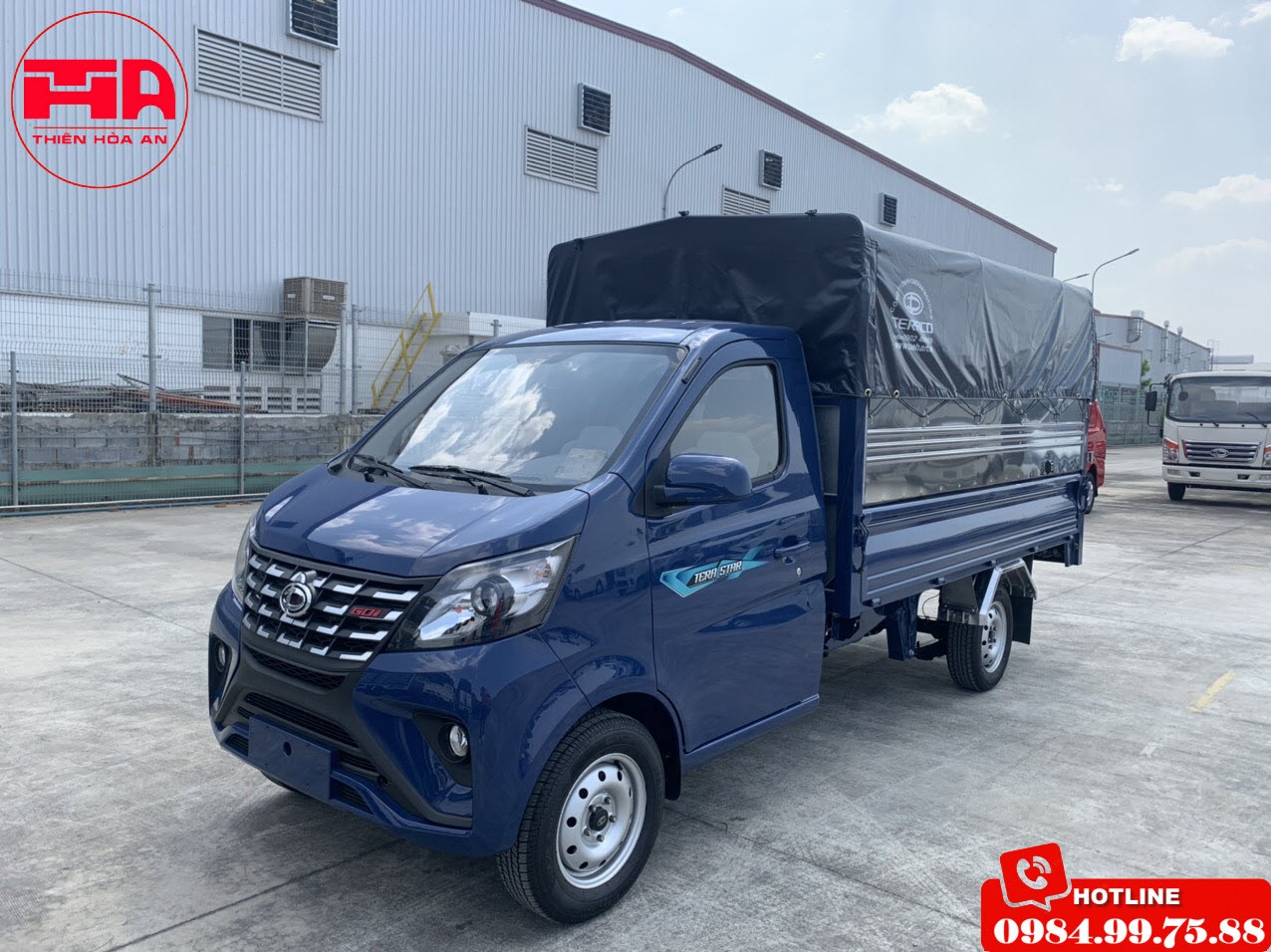 Camion Tera Star con cassone telonato