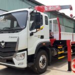 Xe tải THACO AUMAN C160 gắn cẩu Unic UR-V554 5 tấn