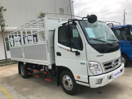 Xe tải Thaco Ollin S490 thùng mui bạt màu trắng