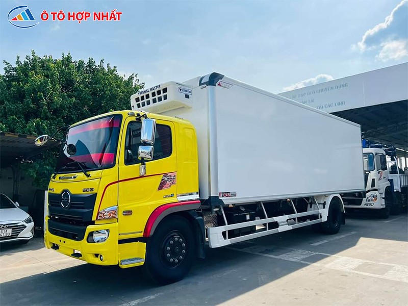Camion frigorifique transportant des produits agricoles sur de longues distances interprovinciales