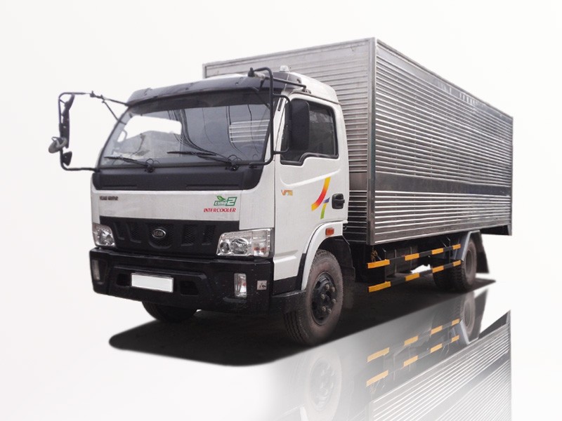 Xe tải Veam VT650 thùng kín màu trắng