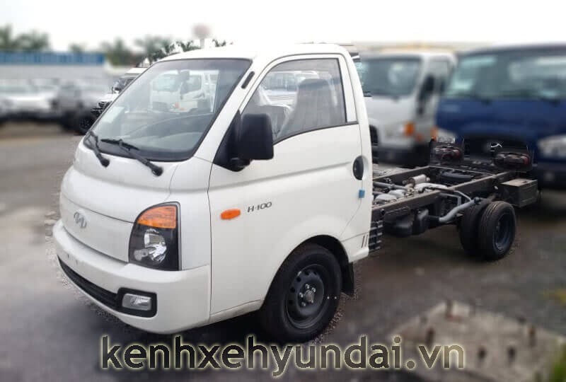 Xe bán tải Hyundai H100 cabin chassis mạnh mẽ