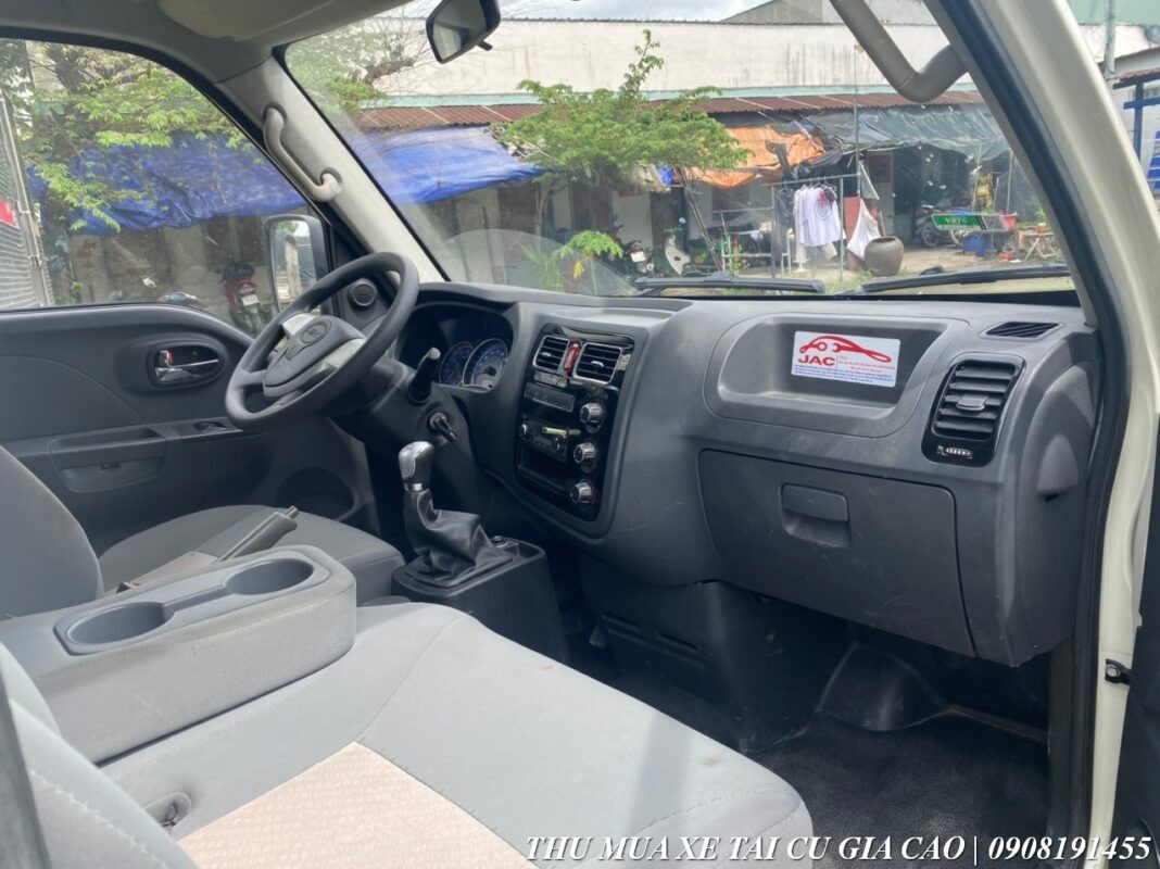 Hình ảnh chi tiết lốp xe tải Jac 1t5 cũ