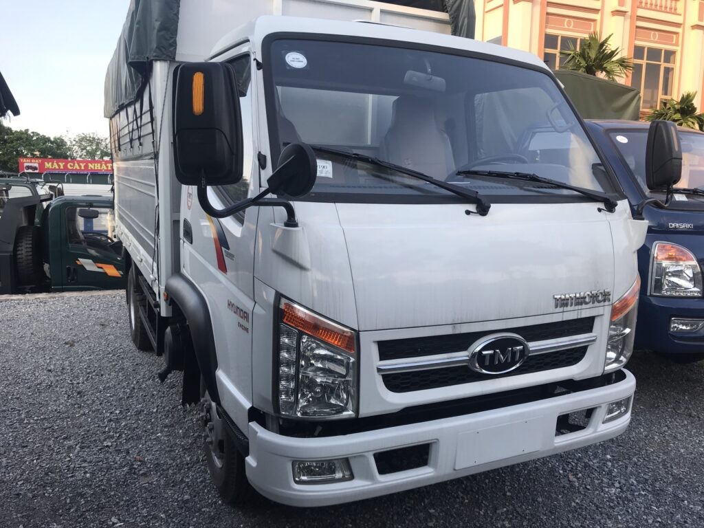 Xe tải 2.5 tấn TMT động cơ Hyundai nhìn từ phía trước