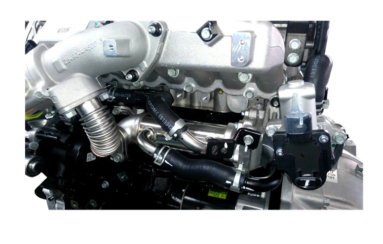 Động cơ Hyundai D4CB trang bị trên xe tải Kia K200