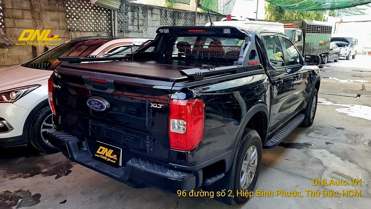 ฝาครอบกระบะท้าย 3 ตอนแบบเปิดขึ้นสำหรับ Ford Ranger