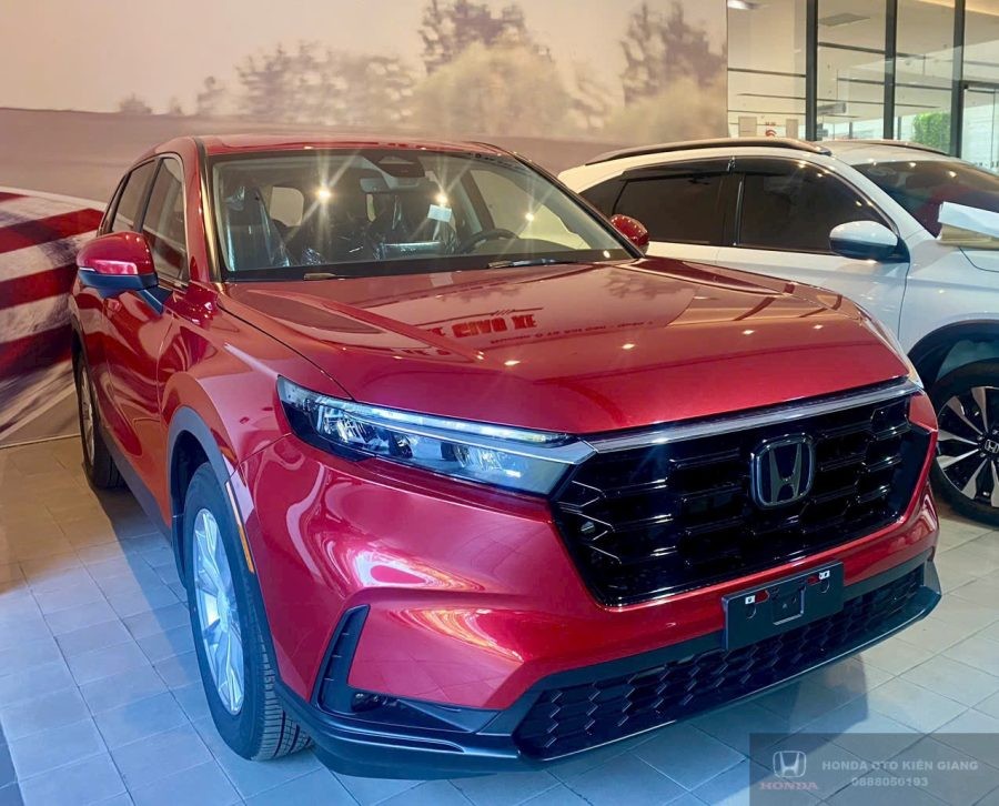 Honda CR-V 2025 w kolorze czerwonym, wyrazisty wygląd