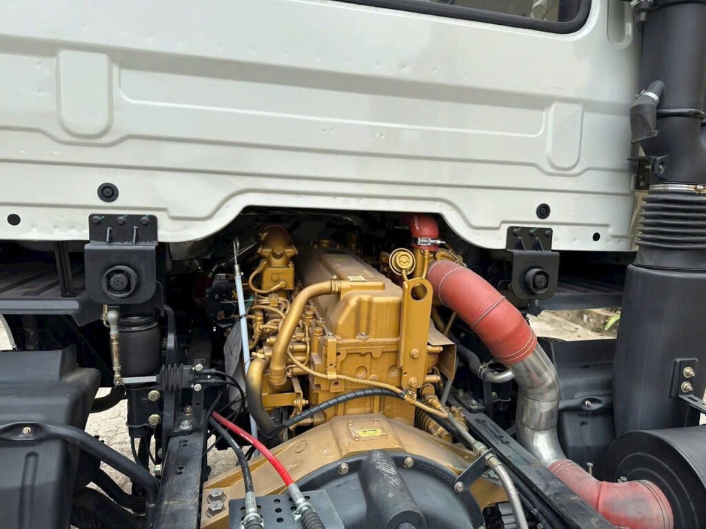 Motor des Chanan Dongfeng LKWs
