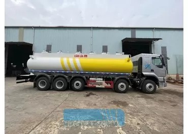 Xe bồn chở xăng dầu