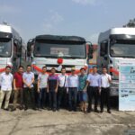 Chenglong 4-Axle 310HP Truck: Optimal Transport Solution