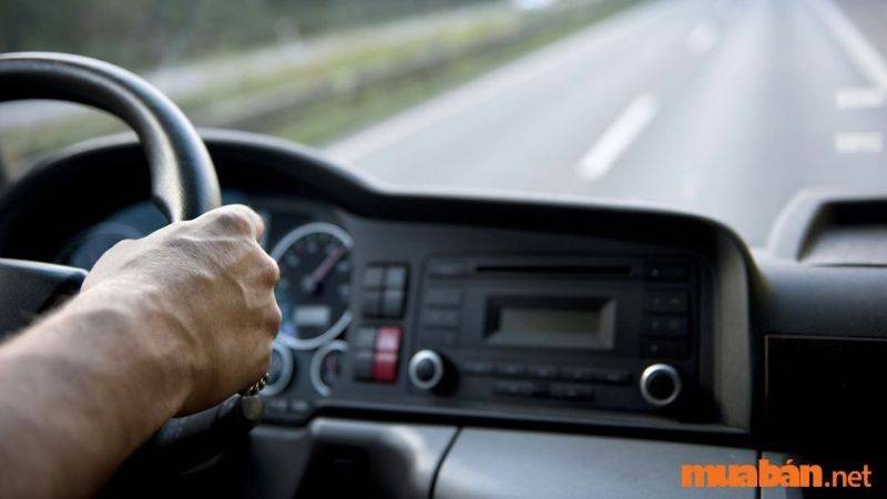 Công việc tài xế xe tải đòi hỏi trách nhiệm cao