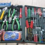 Dụng cụ gắn hộp đen ô tô