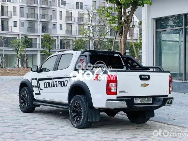 Chevrolet Colorado 2018: Nội thất rộng rãi