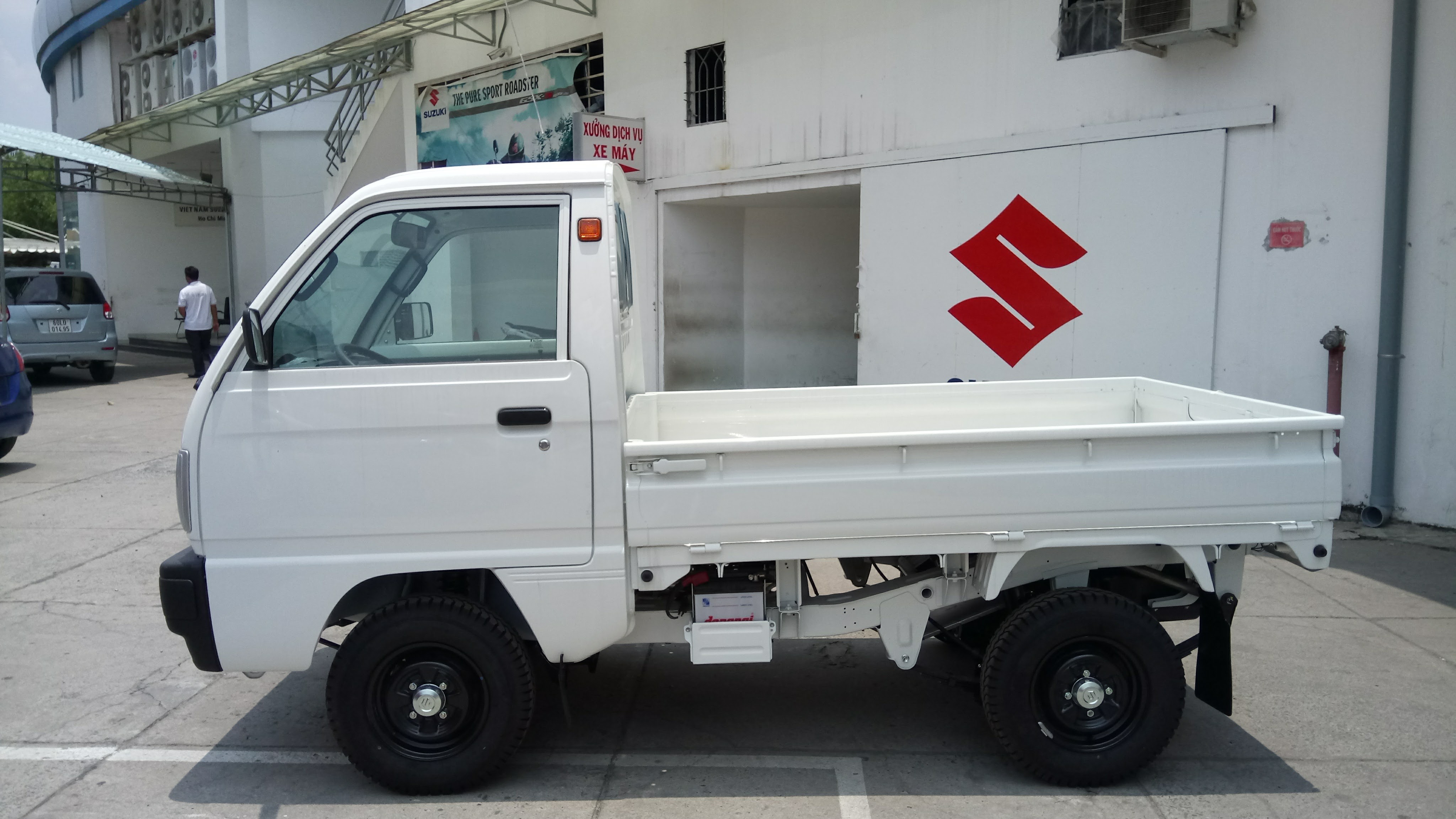 Xe Tải Suzuki Truck: Thông Số, Giá Bán và Ưu Điểm Nổi Bật