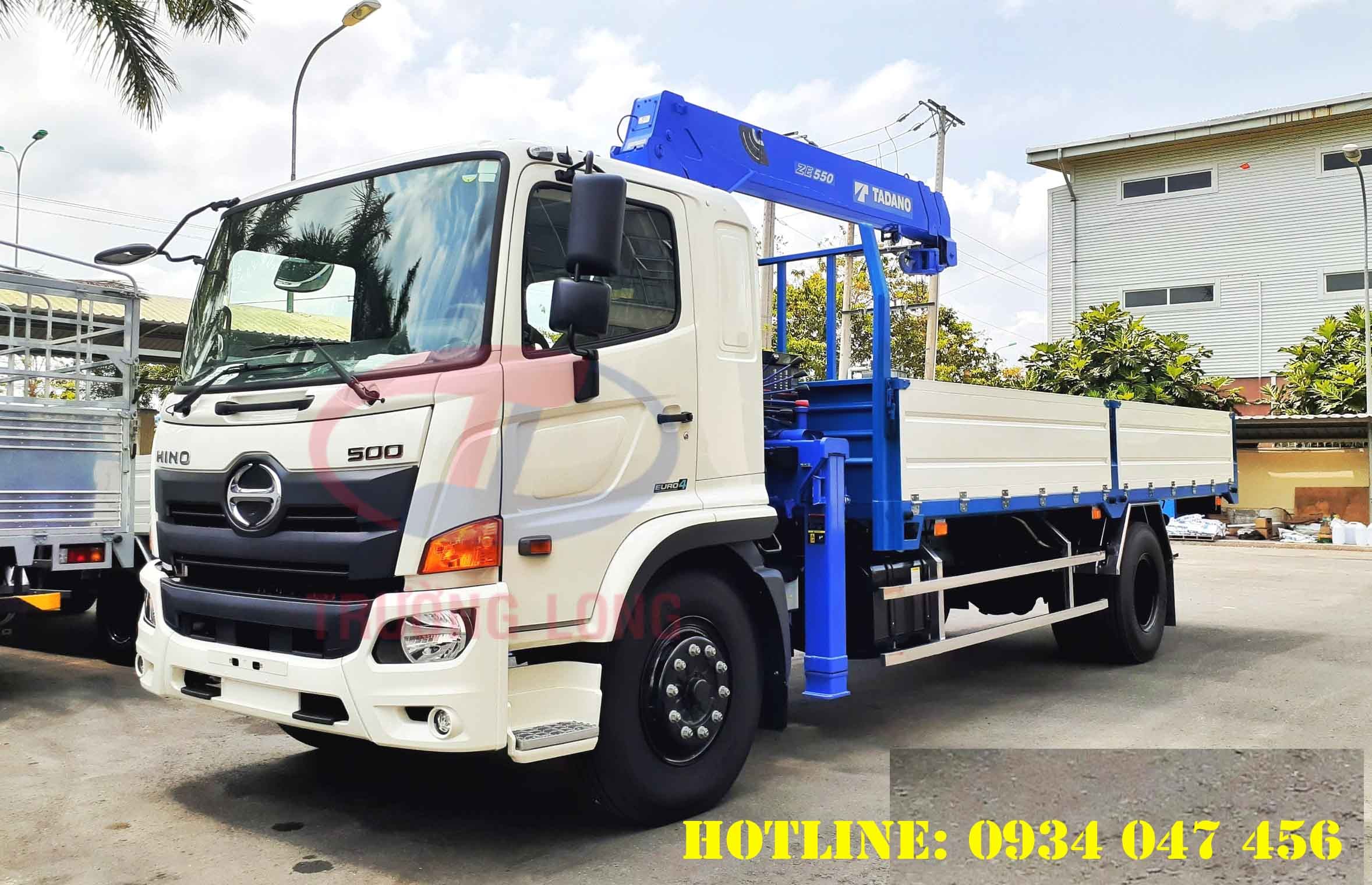 Autolaadkraan: Hino FG8JP7A met Tadano 5 Ton 3-Delig
