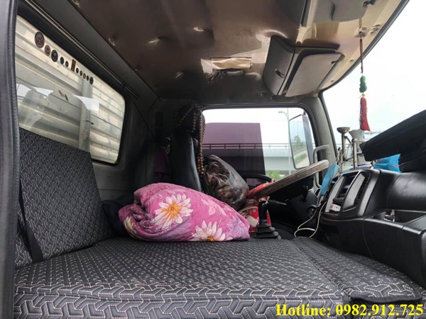 Hino 500 LKW-Bett