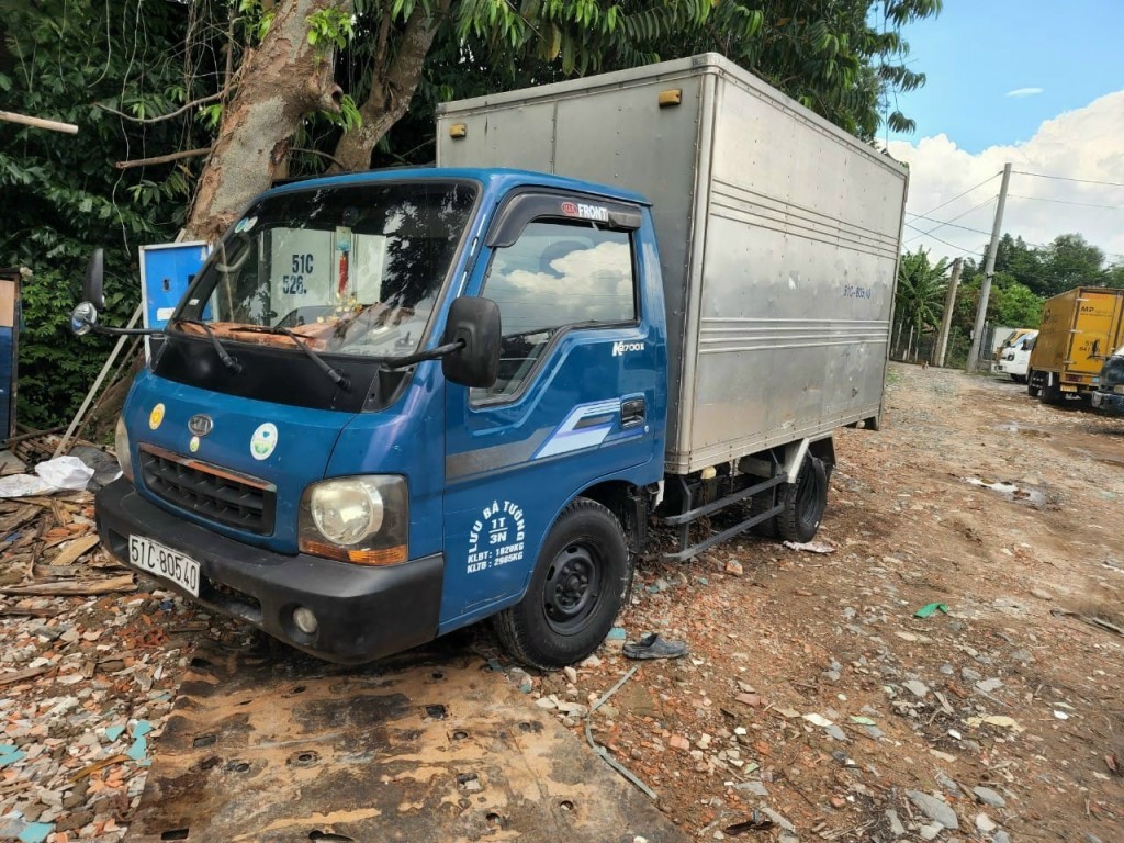 Caminhão Kia K2700 usado