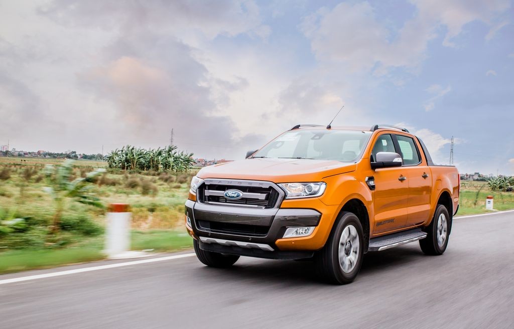 thue-xe-ban-tai-ranger-wildtrak-