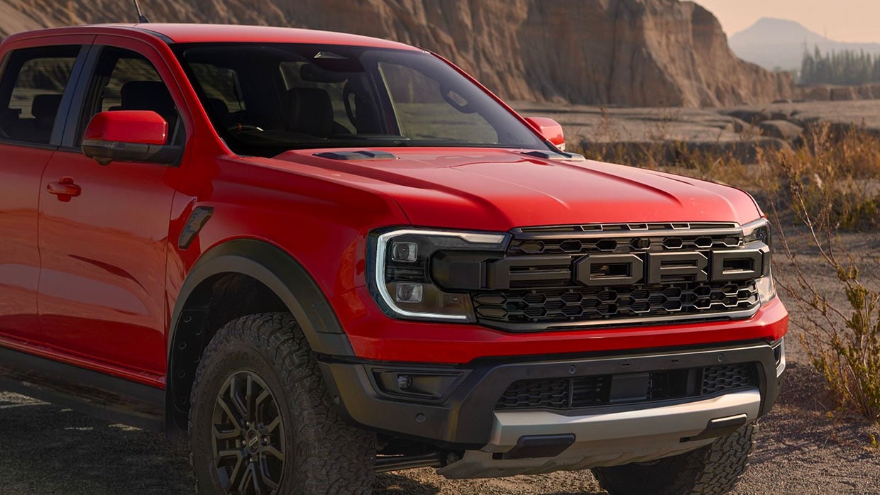 Ford Ranger Raptor 2025 in Sand Yellow color